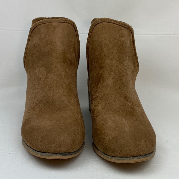 Seven7 SoHo Vegan Slip on Ankle Booties Size 9 - Picture 7 of 12